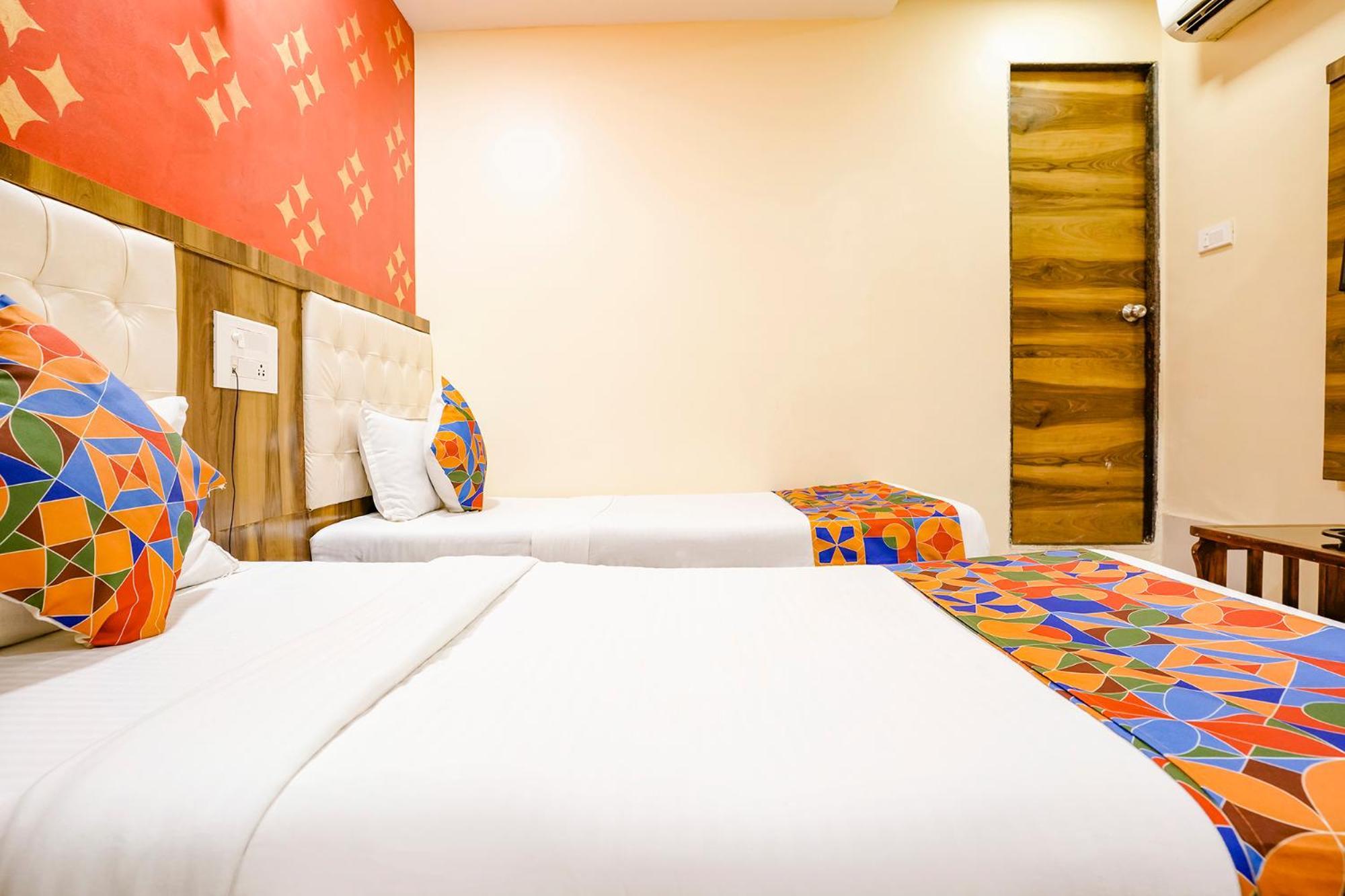 Fabexpress Sarah Gold - Nr Nesco Exhibition Center Hotel Mumbai  Buitenkant foto