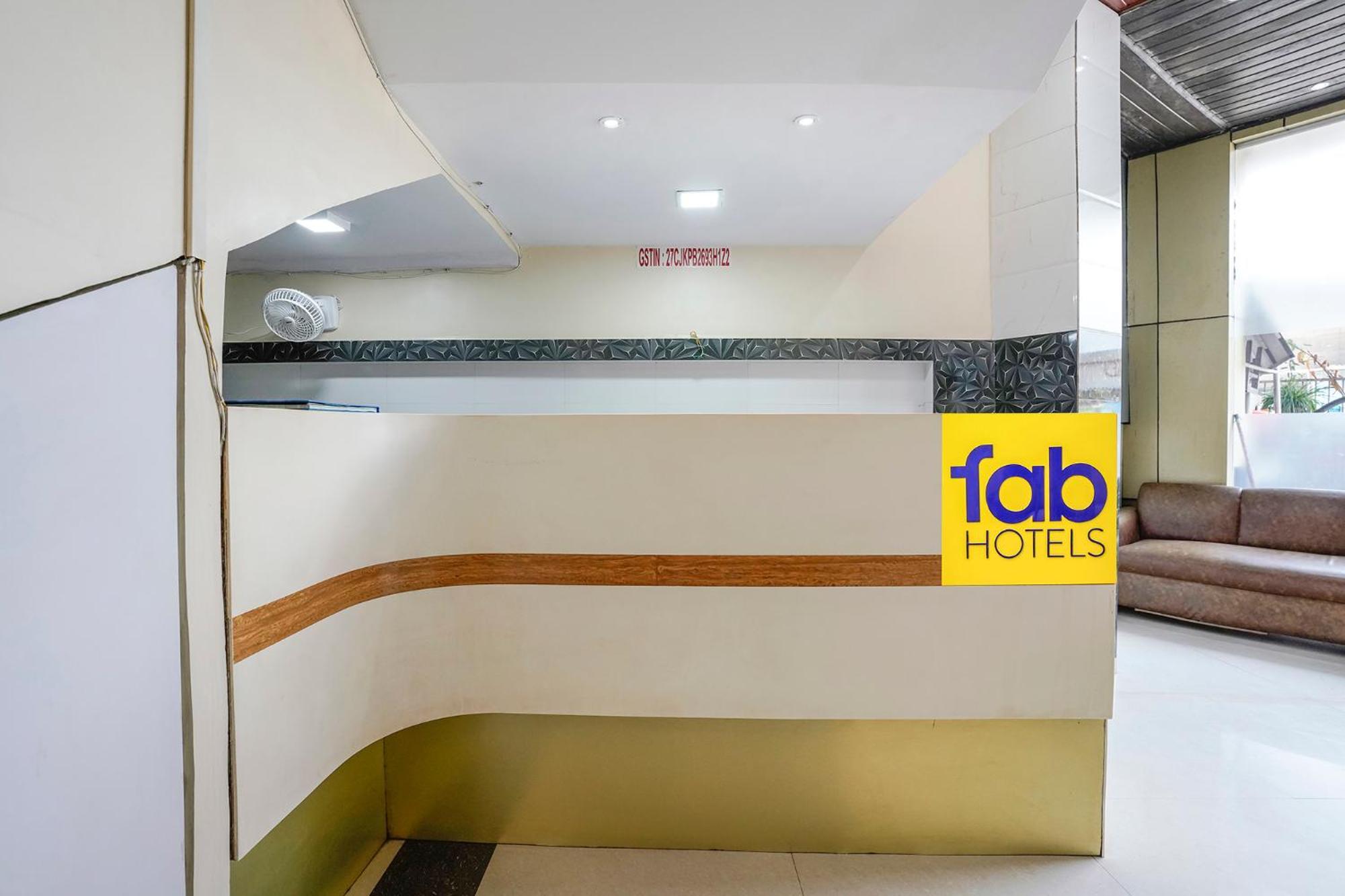 Fabexpress Sarah Gold - Nr Nesco Exhibition Center Hotel Mumbai  Buitenkant foto